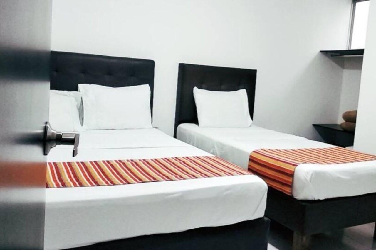 Hotel 9-25 Перейра Екстериор снимка