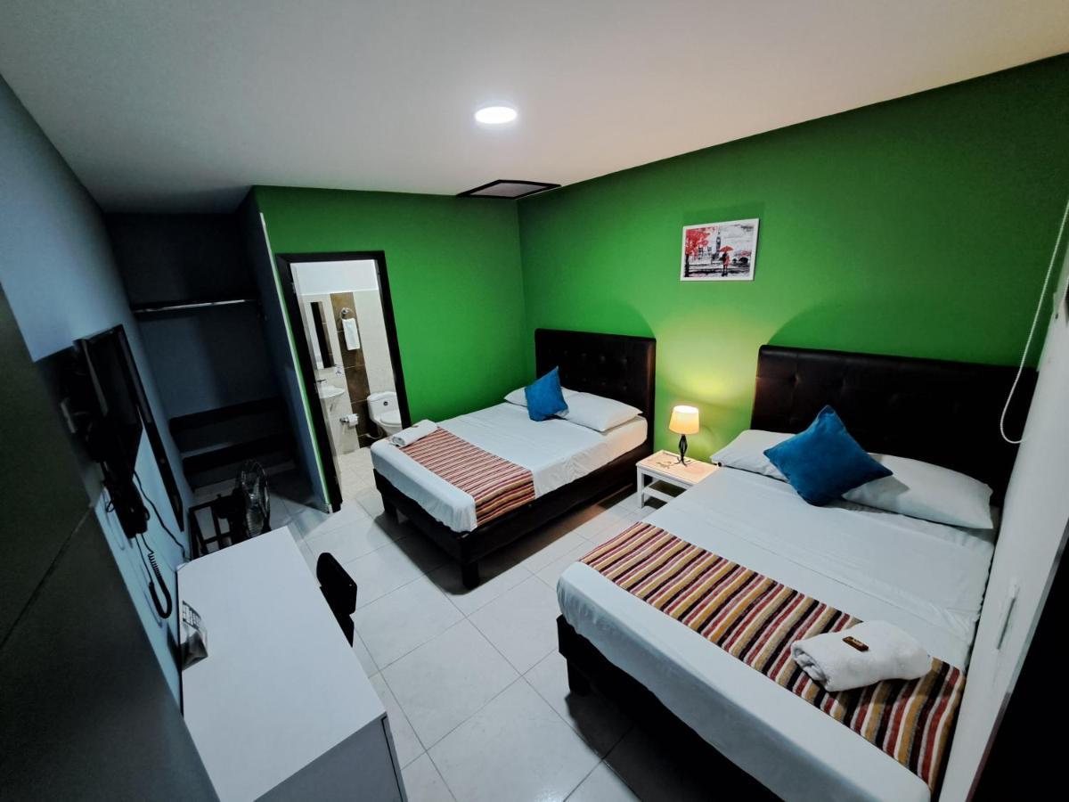 Hotel 9-25 Перейра Екстериор снимка