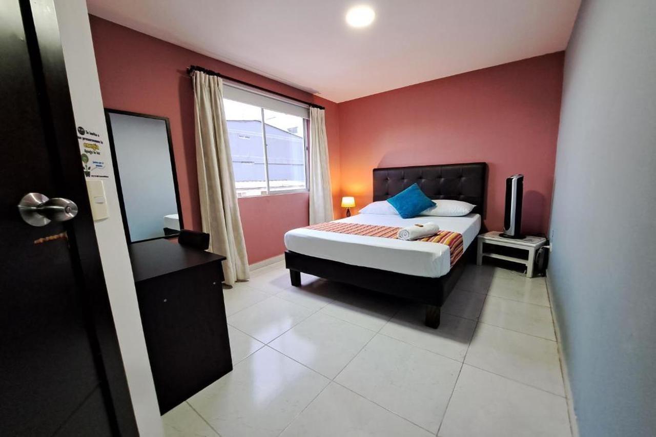 Hotel 9-25 Перейра Екстериор снимка