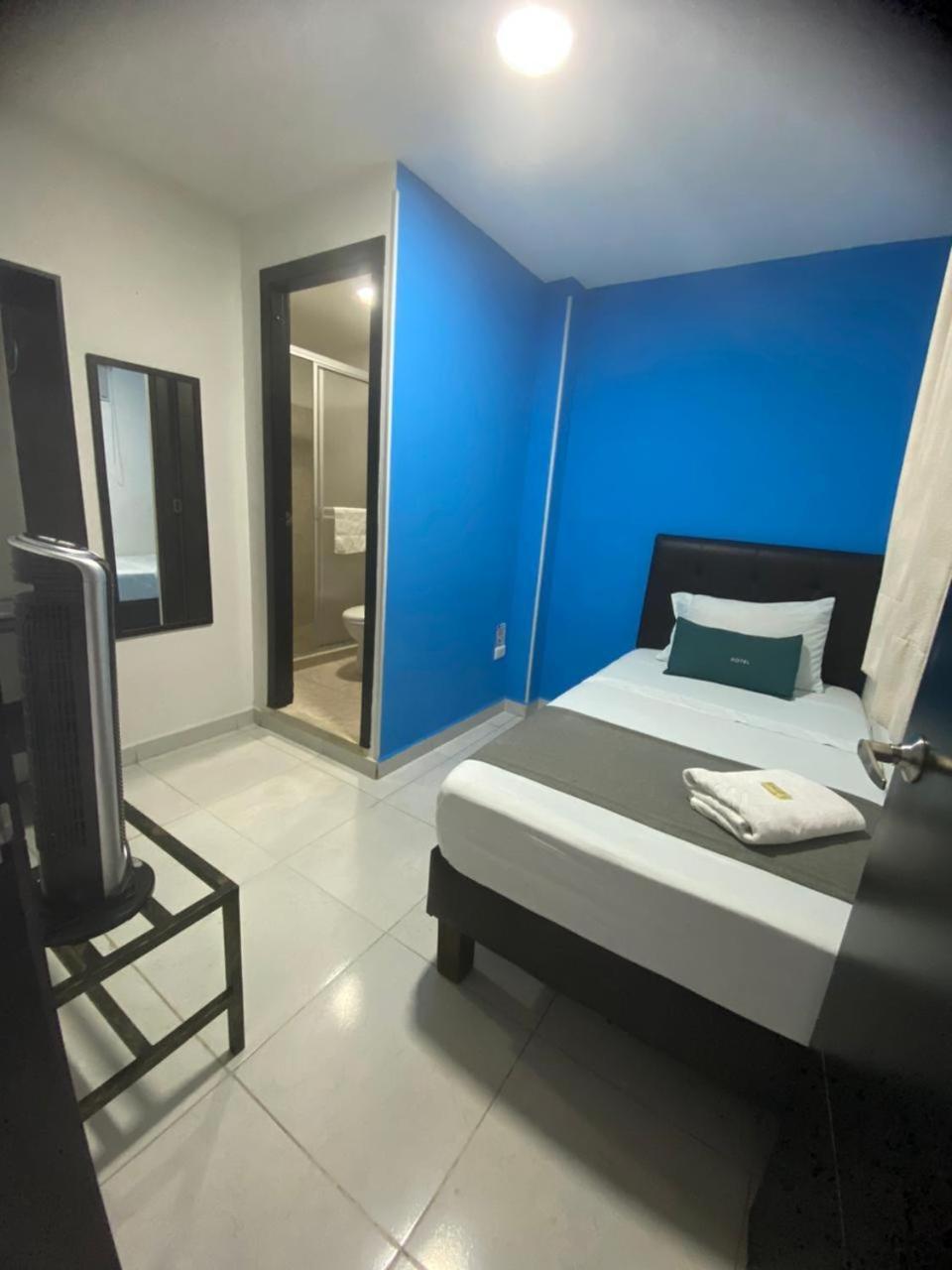 Hotel 9-25 Перейра Екстериор снимка